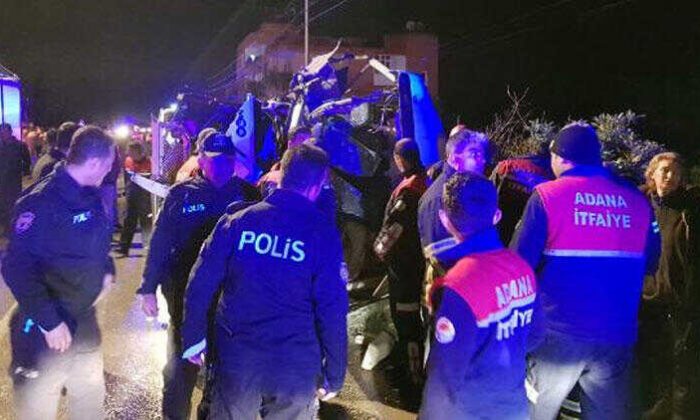 Son dakika… İş makinası ile midibüs çarpıştı: Çok sayıda ölü ve yaralı var…