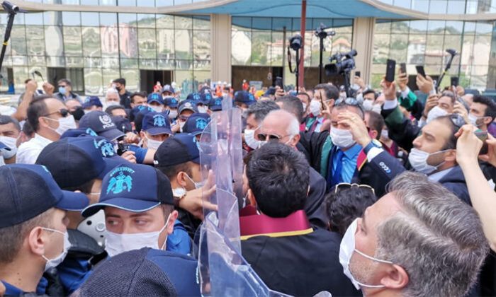 Ankara Emniyeti’nden bazı baro başkanlarının yürüyüşüyle ilgili açıklama