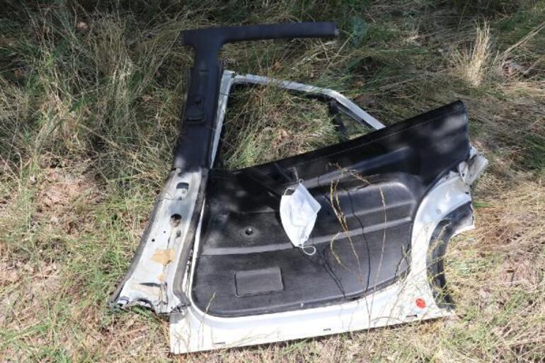 Son dakika haberler... Balıkesirde tatil yolunda katliam gibi kaza... Aynı aileden 6 kişi hayatını kaybetti