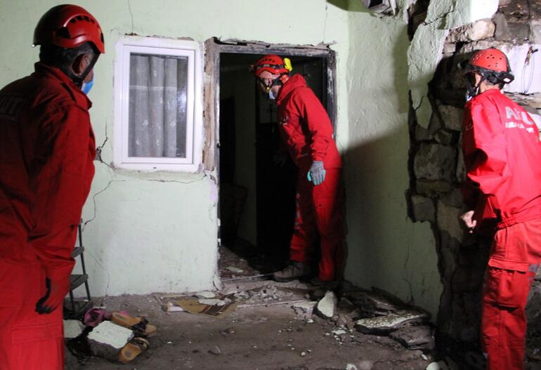 Bingölde depremin merkezindeki köyün sakinleri o anları anlattı