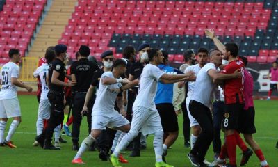 Eskişehirspor – Altay maçında ortalık karıştı! Kavgayı başlatan sözler…