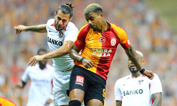 Galatasaray’da Lemina ve Feghouli’den dikkat çeken paylaşımlar!