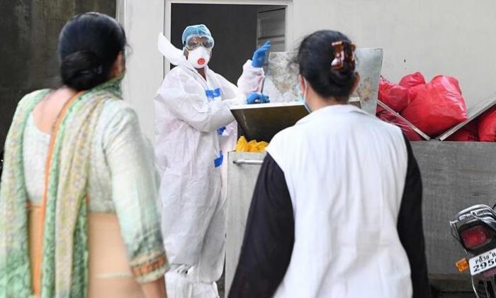 Hindistan’da son 24 saatte yeni tip koronavirüs nedeniyle 311 kişi hayatını kaybetti