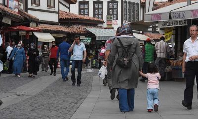 Koronavirüs Pandemi Kurulu üyesi Erayman: İniş trendindeyken dalgalanmalar olabilir