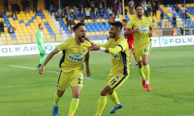 Menemenspor 15 puana talip