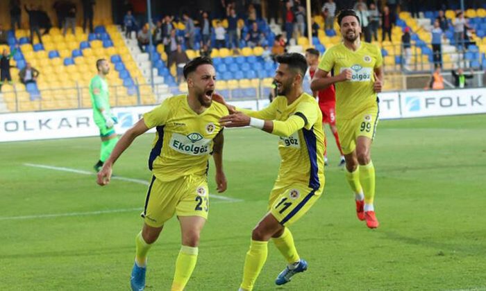 Menemenspor 15 puana talip