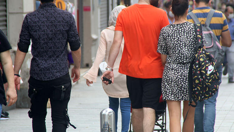 Taksimde tedirgin eden görüntüler: Kurallar hiçe sayılıyor