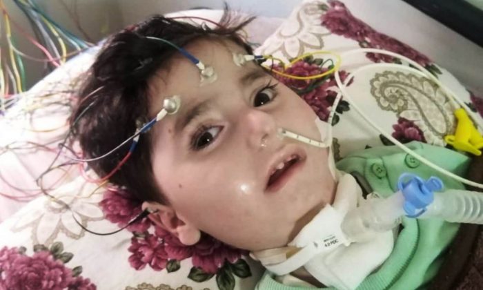 SMA hastası Abdullah yaşam mücadelesi veriyor